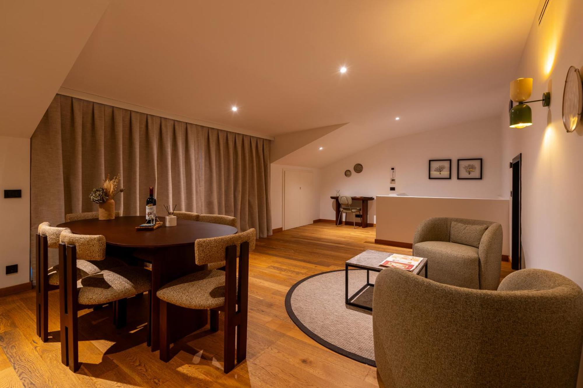イスタンブール Ando Living - Taksim Gumussuyu Townhouseアパートホテル エクステリア 写真