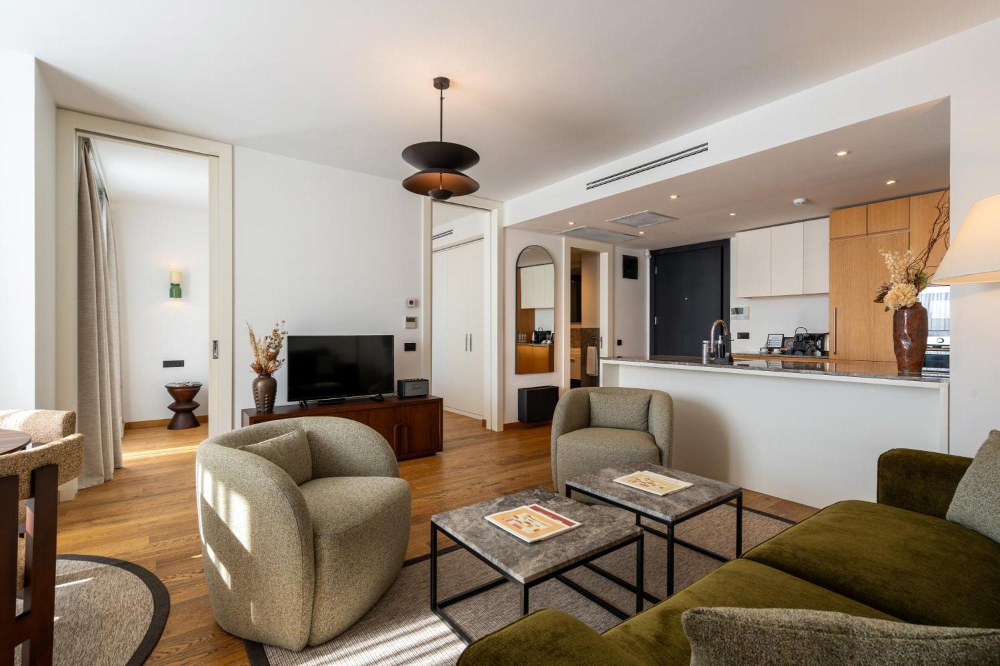 イスタンブール Ando Living - Taksim Gumussuyu Townhouseアパートホテル エクステリア 写真